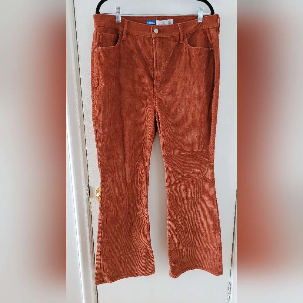 High rise burnt orange corduroy pants - Old Navy - Size 16 petite